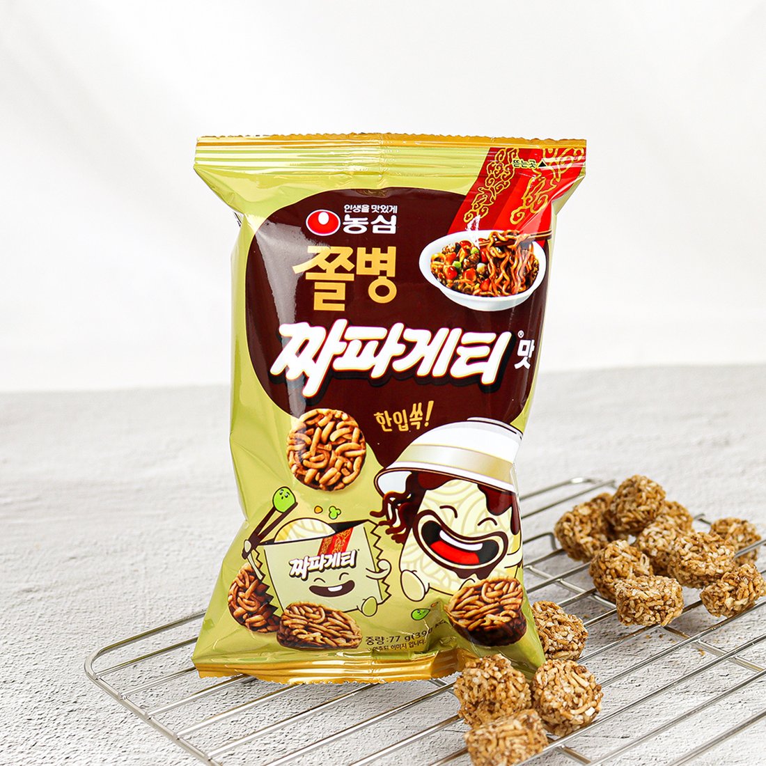 NONGSHIM JJOL BYUNG SNACK JJAPAGHETTI 82g 농심 쫄병스낵 짜파게티맛 82g