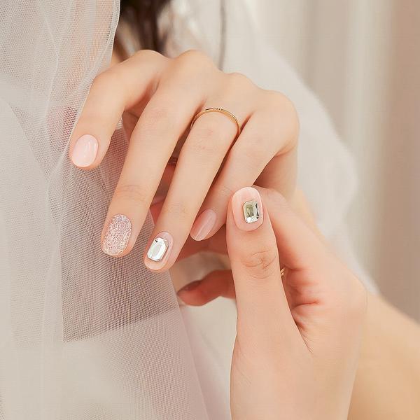 EDGEU NAIL CARE SHOP GEL - ENP121.PRIMADONNA (엣지유 네일 케어 샵젤 - ENP121.프리마돈나)