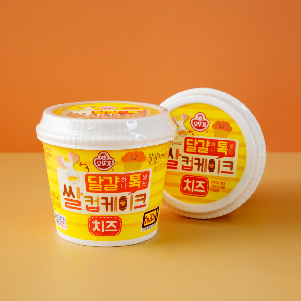 [PACK OF 3] Ottogi Rice Cupcake with Popping in One Egg Three Flavors (Choco/Cheese/Sweet Banana) 오뚜기 달걀하나톡넣는 쌀컵케이크 3가지 맛 (초코/치즈/스윗바나나)