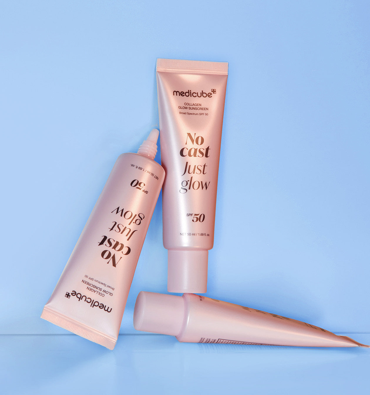 Medicube Glow Collagen Sunscreen 50ml Broad Spectrum SPF 50 메디큐브 콜라겐 글로우 선크림 50ml Broad Spectrum SPF 50