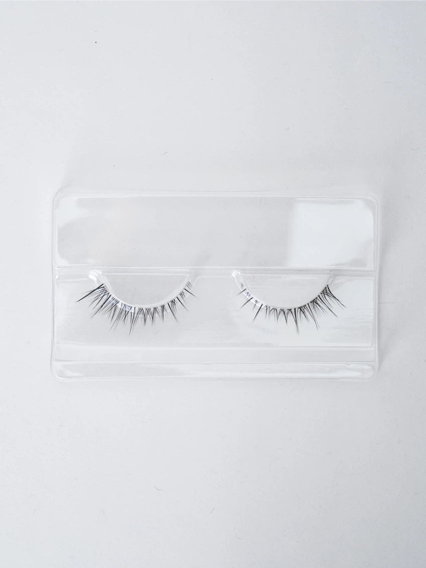 [PACK OF 2] Clear line WINK GIRL Idol Eyelashes #Doll-Like Volume Eyelashes 클리어 라인 아이돌 속눈썹 #인형같은