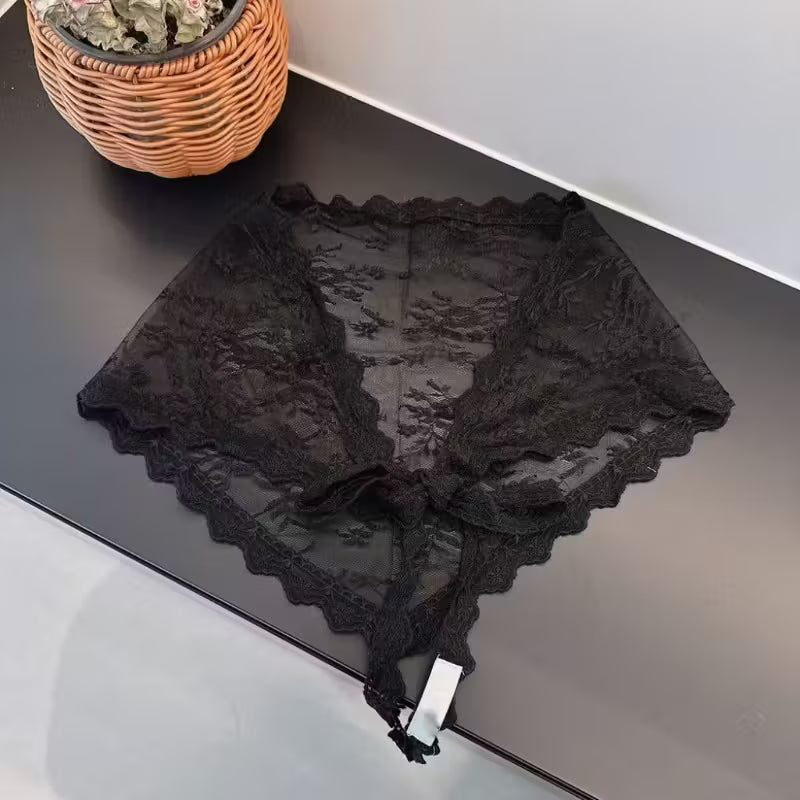 Vintage Bohemian Triangular Lace Scarf Festive Holiday and Beach Wrap for Fall and Winter Black / White 2 Color 빈티지 보헤미안 삼각 레이스 스카프 홀리데이 페스티브 비치 랩 가을 겨울용 2가지 색 검정 / 흰색